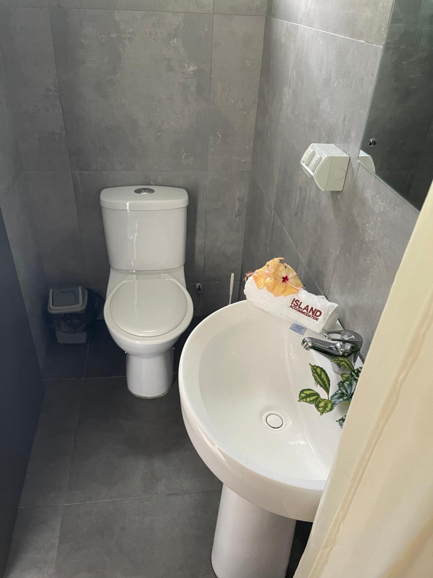 Island Premier Hospitality 3*